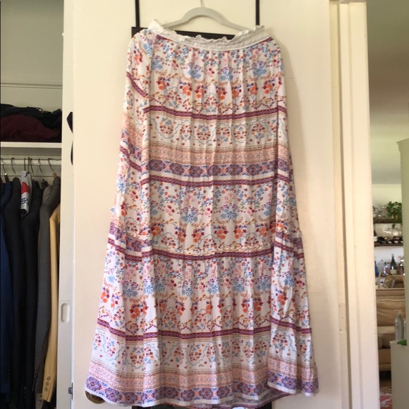 En Creme Dresses & Skirts - maxi skirt
